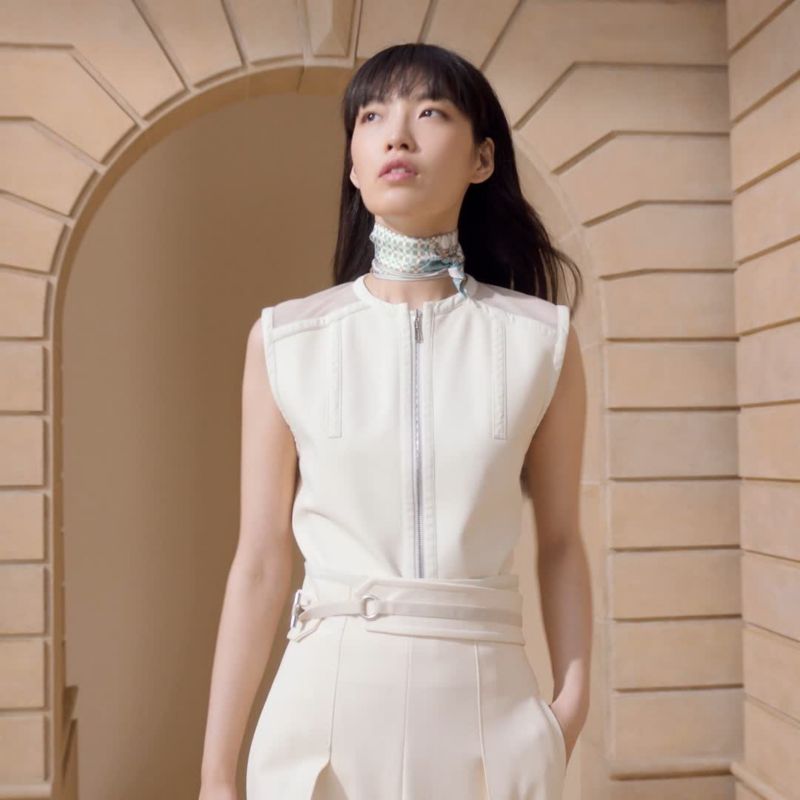 【コーデのポイントに】HERMES ツイリー Les Voitures Nouvelles HERMES エルメス ツイリー Les Voitures Nouvelles ブランドオフ
